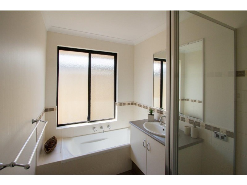 167 Glenfield Beach Drive, Glenfield WA 6532