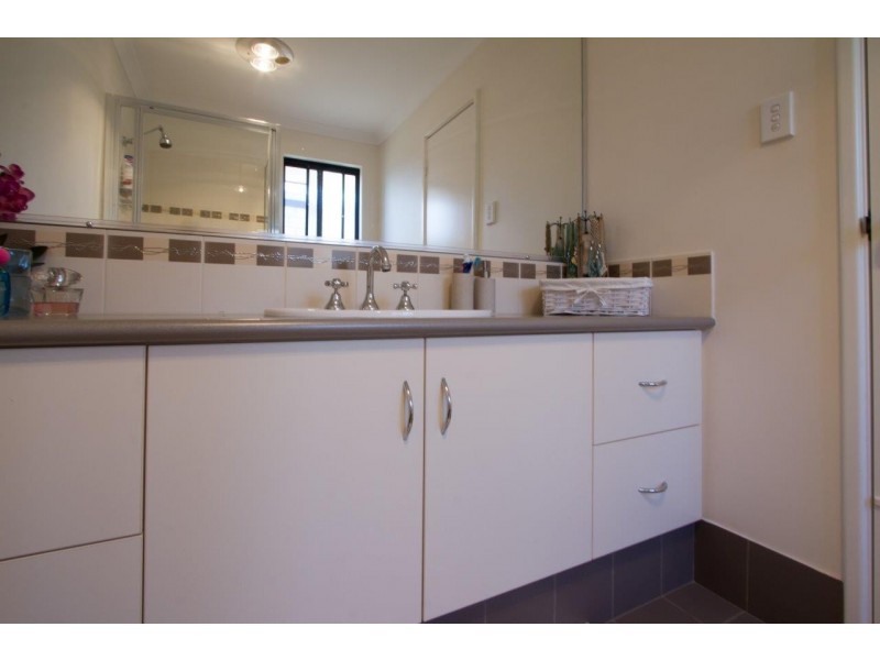 167 Glenfield Beach Drive, Glenfield WA 6532