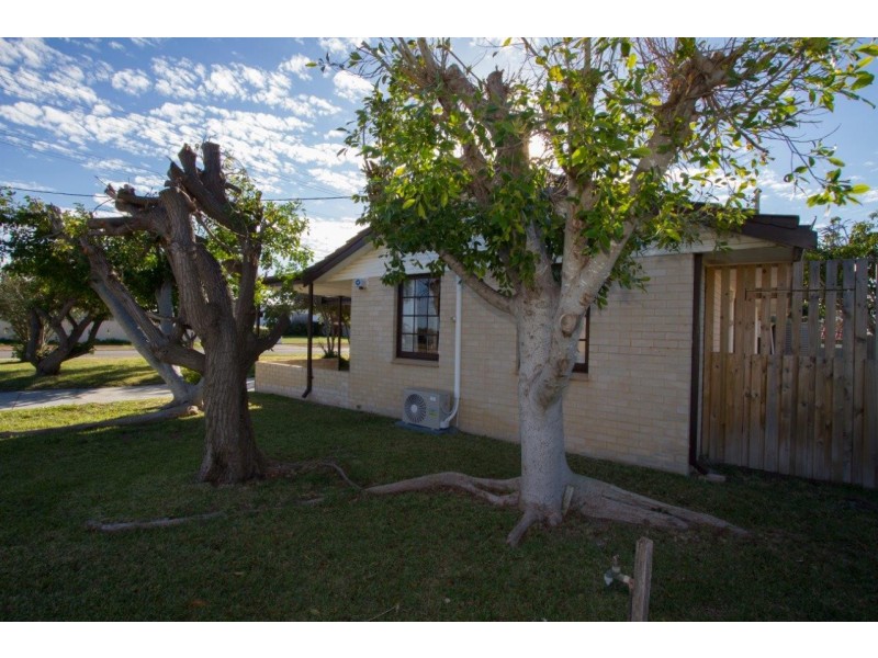 1 Maidstone Street, Mount Tarcoola WA 6530