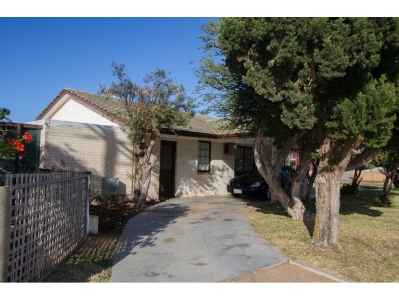 1 Maidstone Street, Mount Tarcoola WA 6530