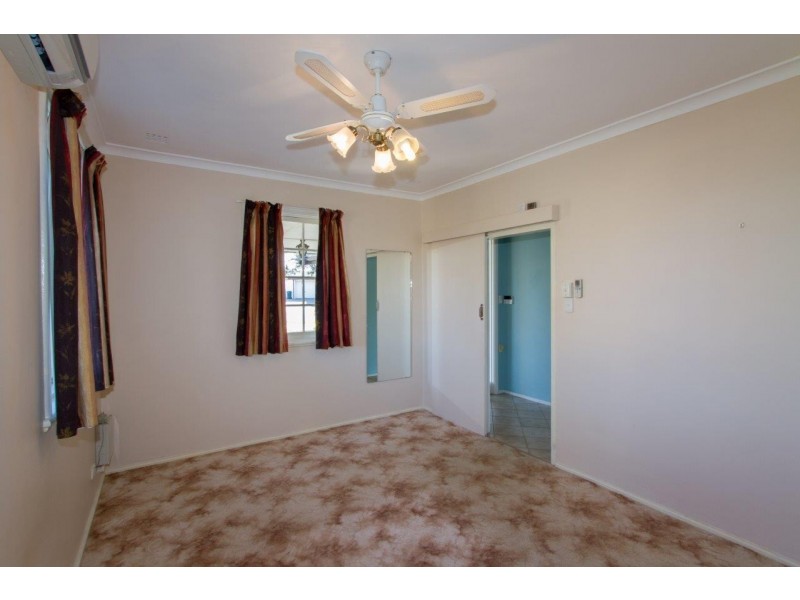 1 Maidstone Street, Mount Tarcoola WA 6530