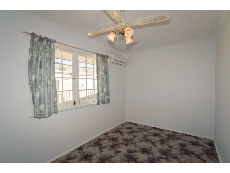 1 Maidstone Street, Mount Tarcoola WA 6530