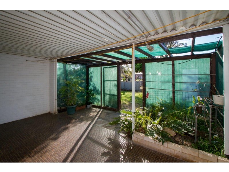 1 Maidstone Street, Mount Tarcoola WA 6530