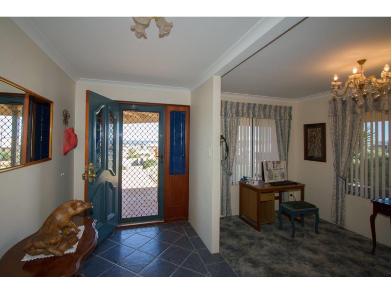 30 Quayside Vista, Drummond Cove WA 6532