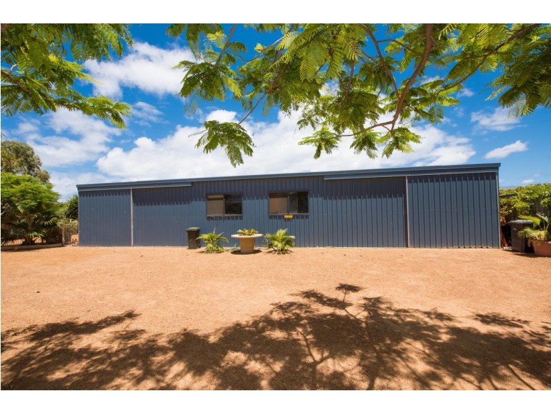 42 Waterfront Circle, Drummond Cove WA 6532