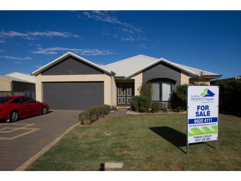 16 Rolland Drive, Mount Tarcoola WA 6530