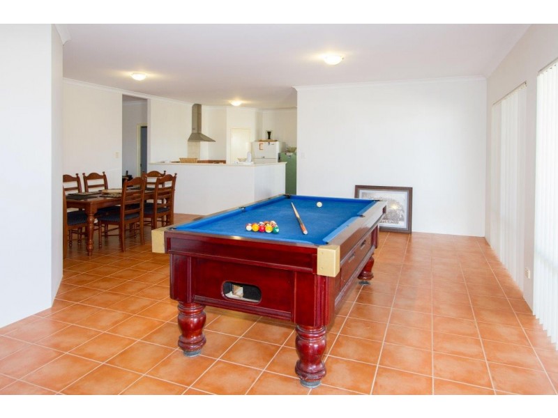 16 Rolland Drive, Mount Tarcoola WA 6530