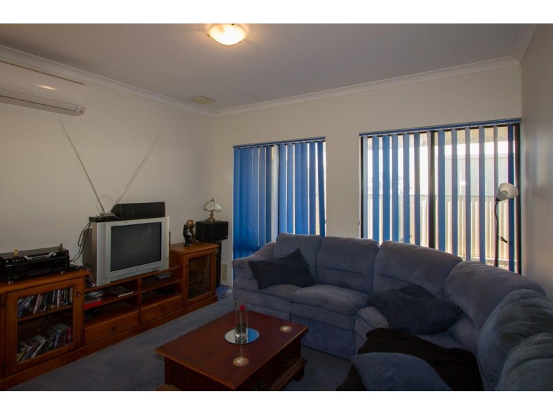 16 Rolland Drive, Mount Tarcoola WA 6530