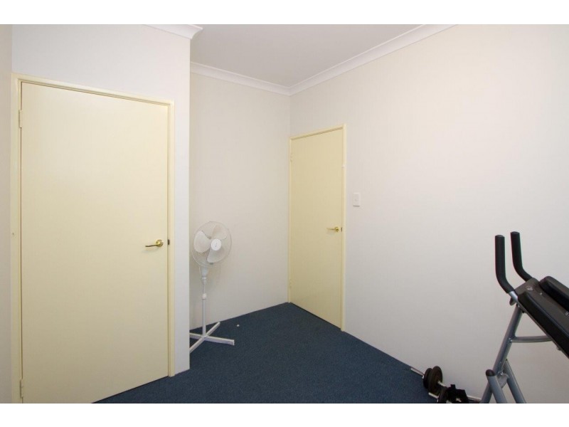 16 Rolland Drive, Mount Tarcoola WA 6530