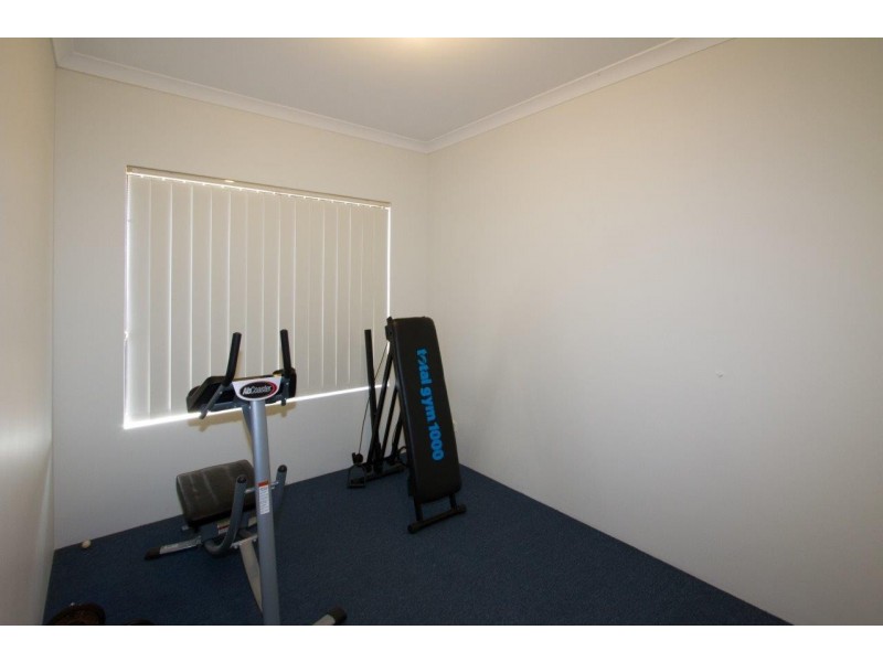 16 Rolland Drive, Mount Tarcoola WA 6530