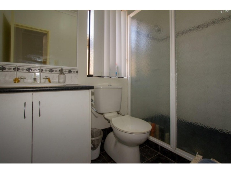 16 Rolland Drive, Mount Tarcoola WA 6530