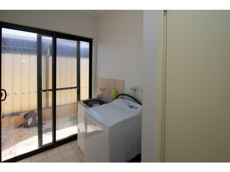 16 Rolland Drive, Mount Tarcoola WA 6530