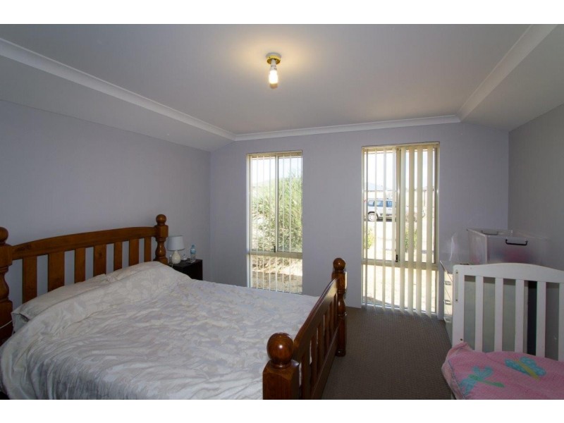 10 Wahn Avenue, Waggrakine WA 6530