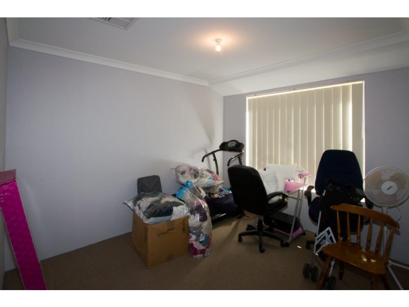 10 Wahn Avenue, Waggrakine WA 6530