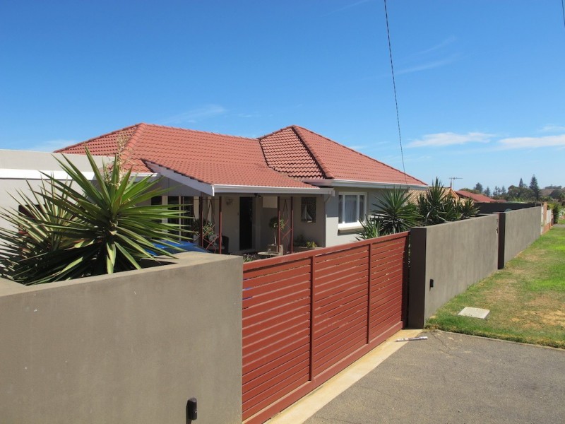 1/206 Durlacher Street, Geraldton WA 6530