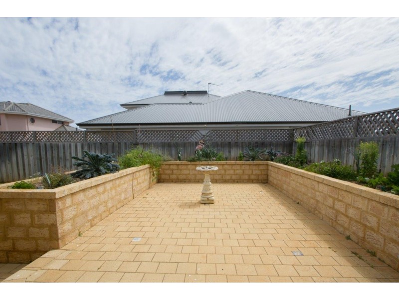 10 Beagle Place, Geraldton WA 6530