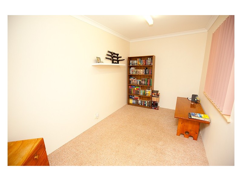 16 Tappak Street, Waggrakine WA 6530