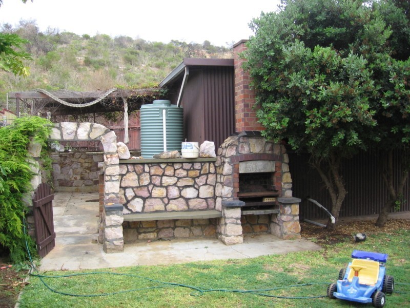 25 Reilly Road, Wonthella WA 6530