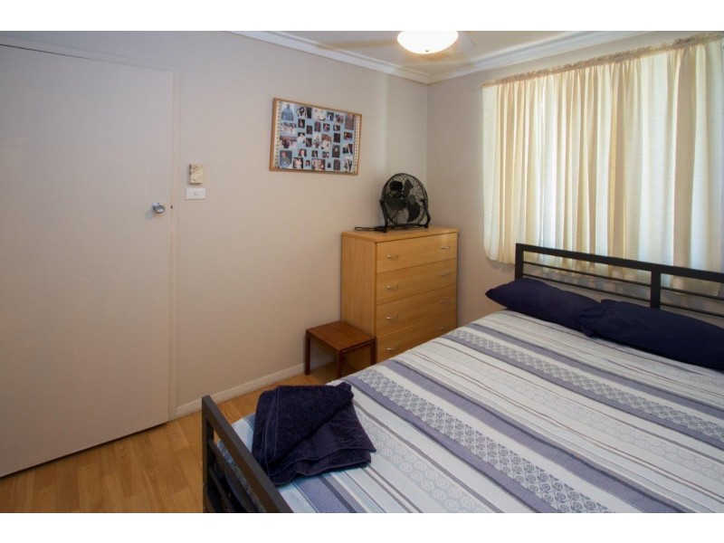 246 Second Street, Wonthella WA 6530