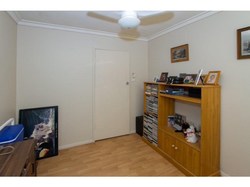 246 Second Street, Wonthella WA 6530