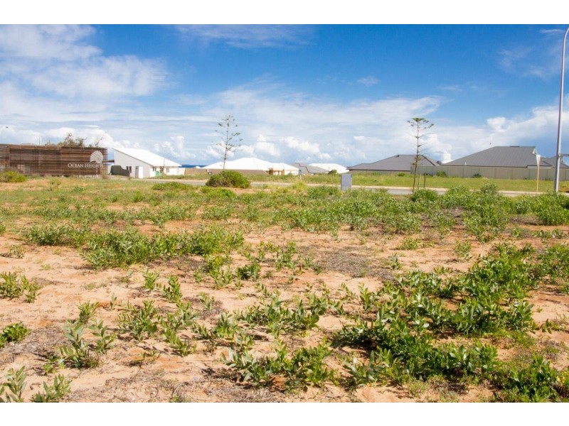 11 Schooner Pass, Glenfield WA 6532