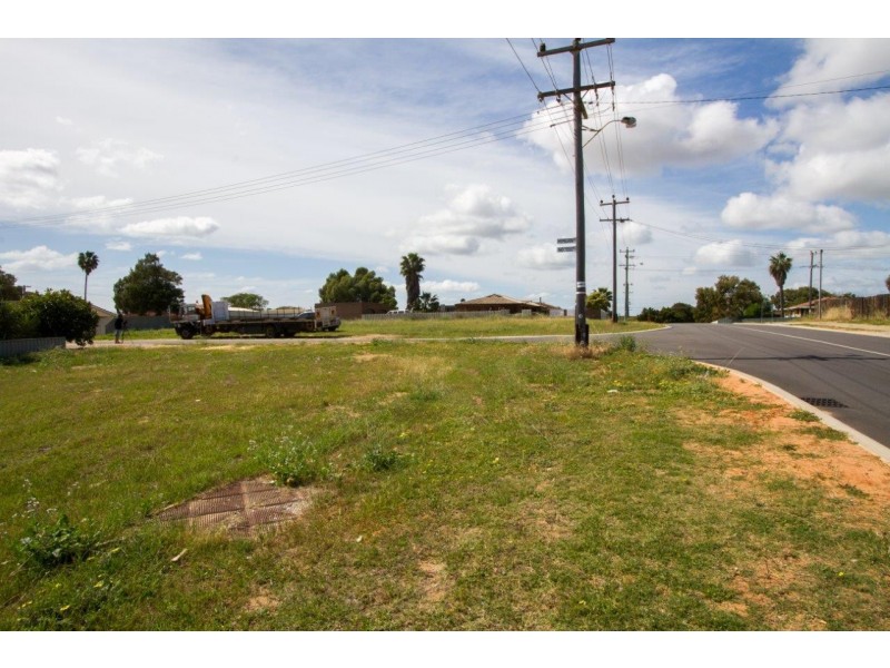 1 Hepburn Street, Utakarra WA 6530