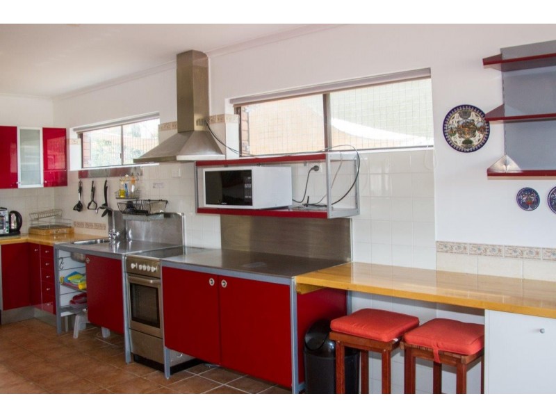 1A Hardman Street, Rangeway WA 6530