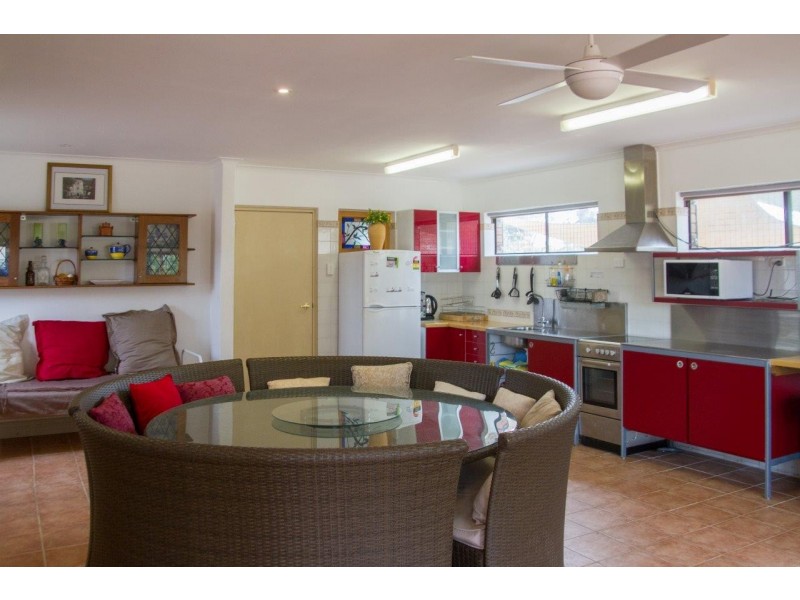 1A Hardman Street, Rangeway WA 6530