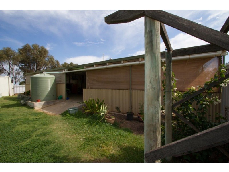 92 Fane Road, Bonniefield WA 6525