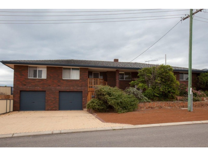 1 Ashton Close, Mount Tarcoola WA 6530