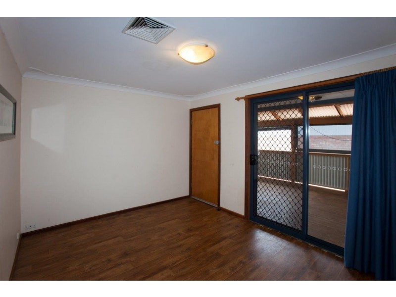 1 Ashton Close, Mount Tarcoola WA 6530