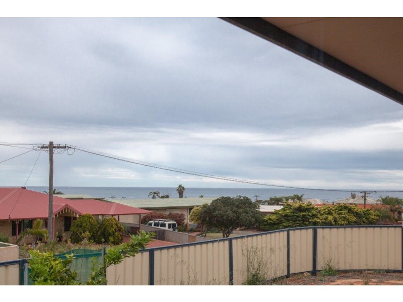 1 Ashton Close, Mount Tarcoola WA 6530