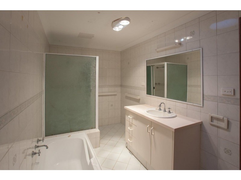 1 Ashton Close, Mount Tarcoola WA 6530