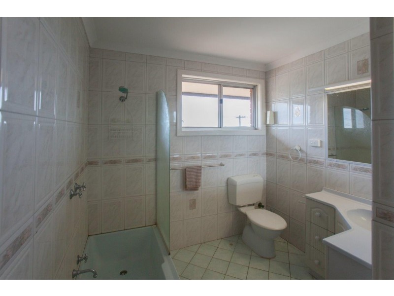 1 Ashton Close, Mount Tarcoola WA 6530