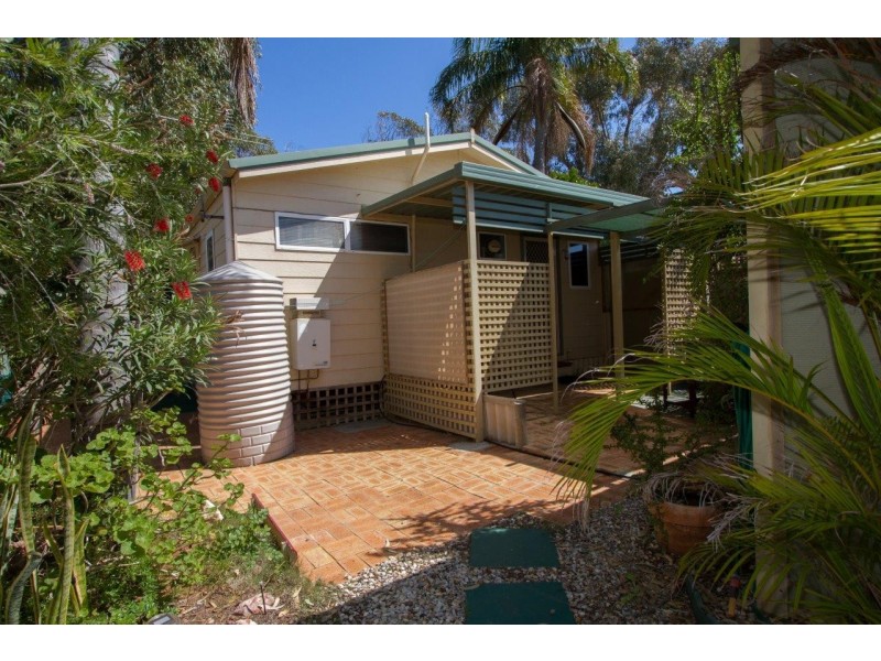 Site 18 Sunset Beach Caravan Park, Sunset Beach WA 6530