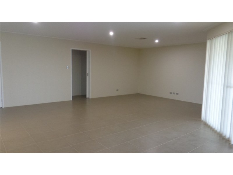 3 Sunflower Court, Strathalbyn WA 6530