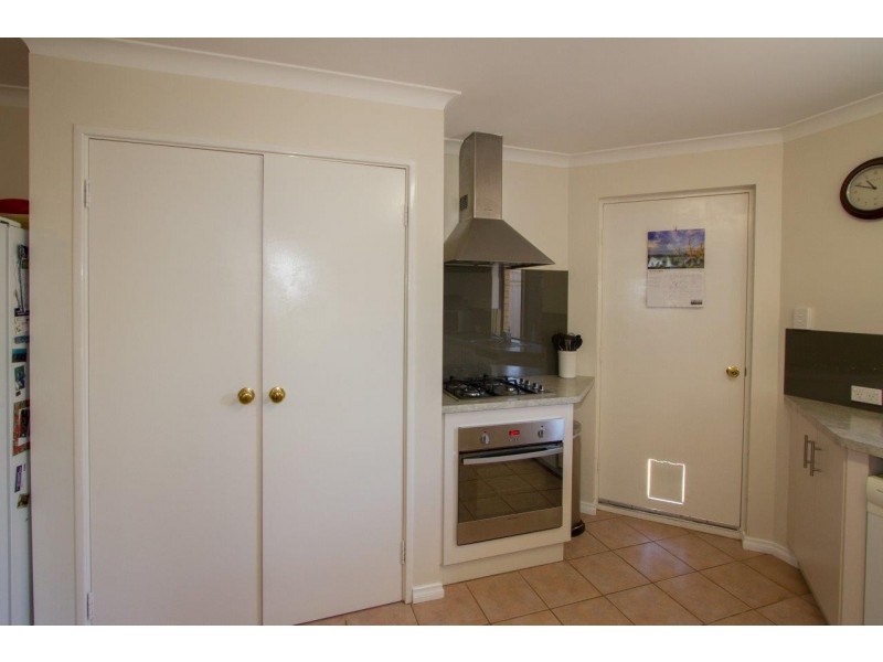 34 Nagle Close, Mount Tarcoola WA 6530