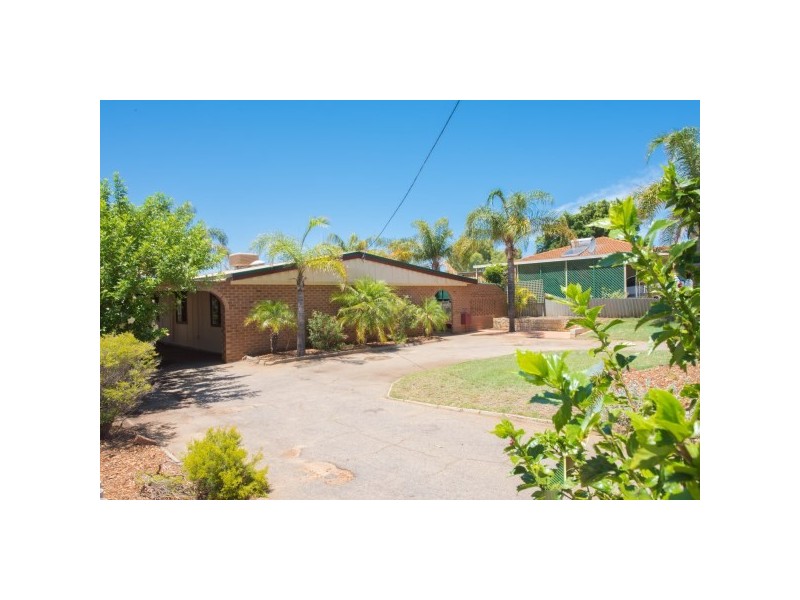 20 Harrison Street, Bluff Point WA 6530