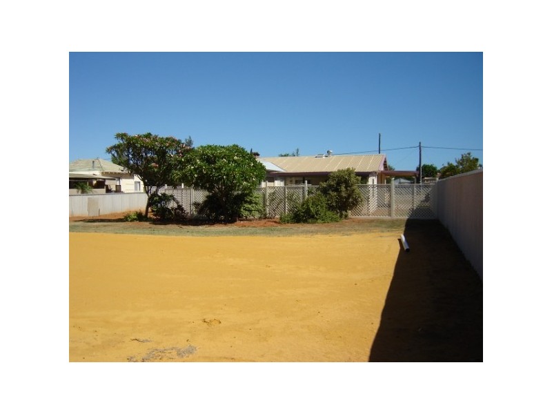 257 Fourth Street, Wonthella WA 6530