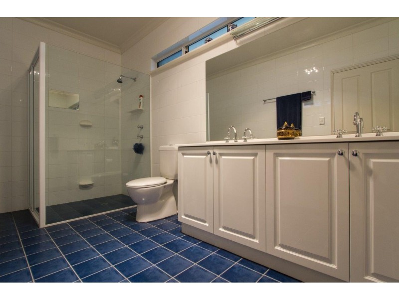 11 Brown Lane, White Peak WA 6532