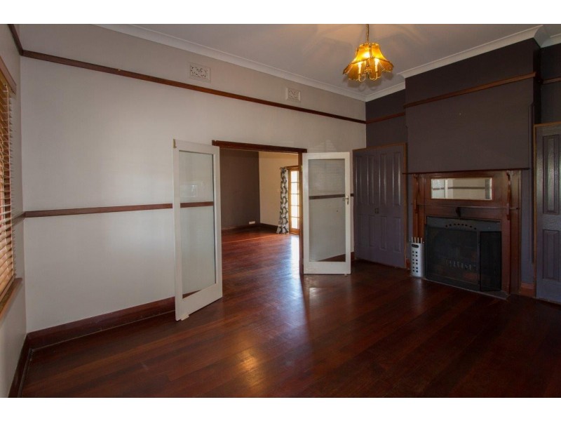 9 Jose Street, Beachlands WA 6530