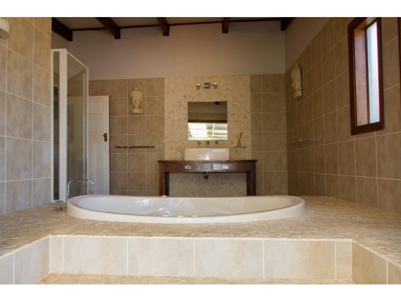 9 Jose Street, Beachlands WA 6530