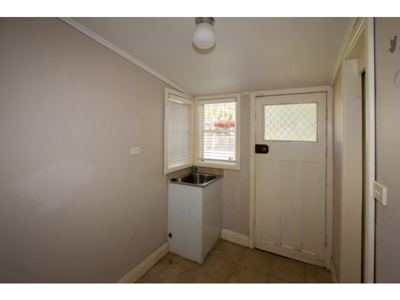 9 Jose Street, Beachlands WA 6530