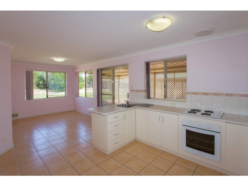 13 Hillview Drive, Drummond Cove WA 6532