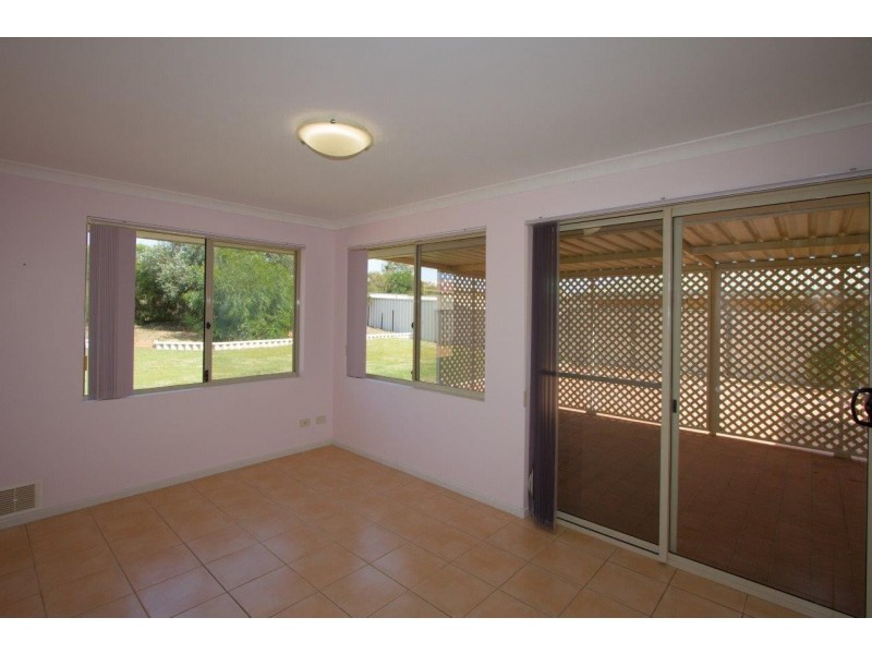 13 Hillview Drive, Drummond Cove WA 6532