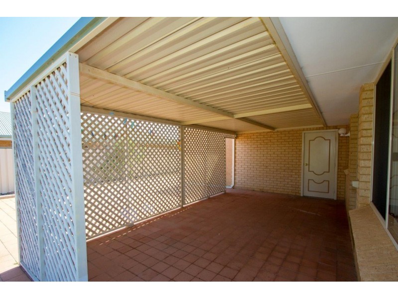 13 Hillview Drive, Drummond Cove WA 6532