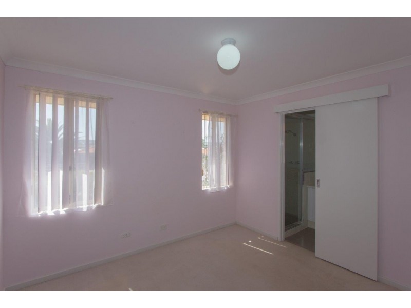 13 Hillview Drive, Drummond Cove WA 6532