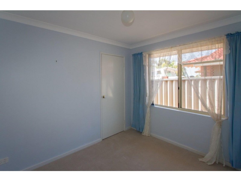 13 Hillview Drive, Drummond Cove WA 6532