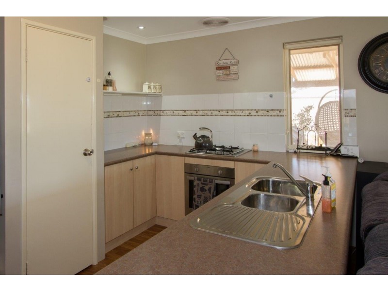 108 Moloney Street, Utakarra WA 6530