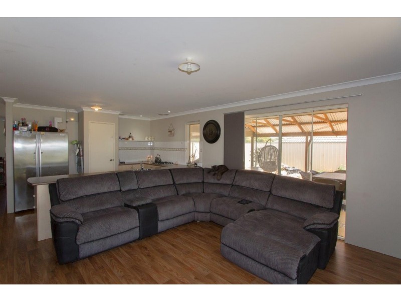 108 Moloney Street, Utakarra WA 6530